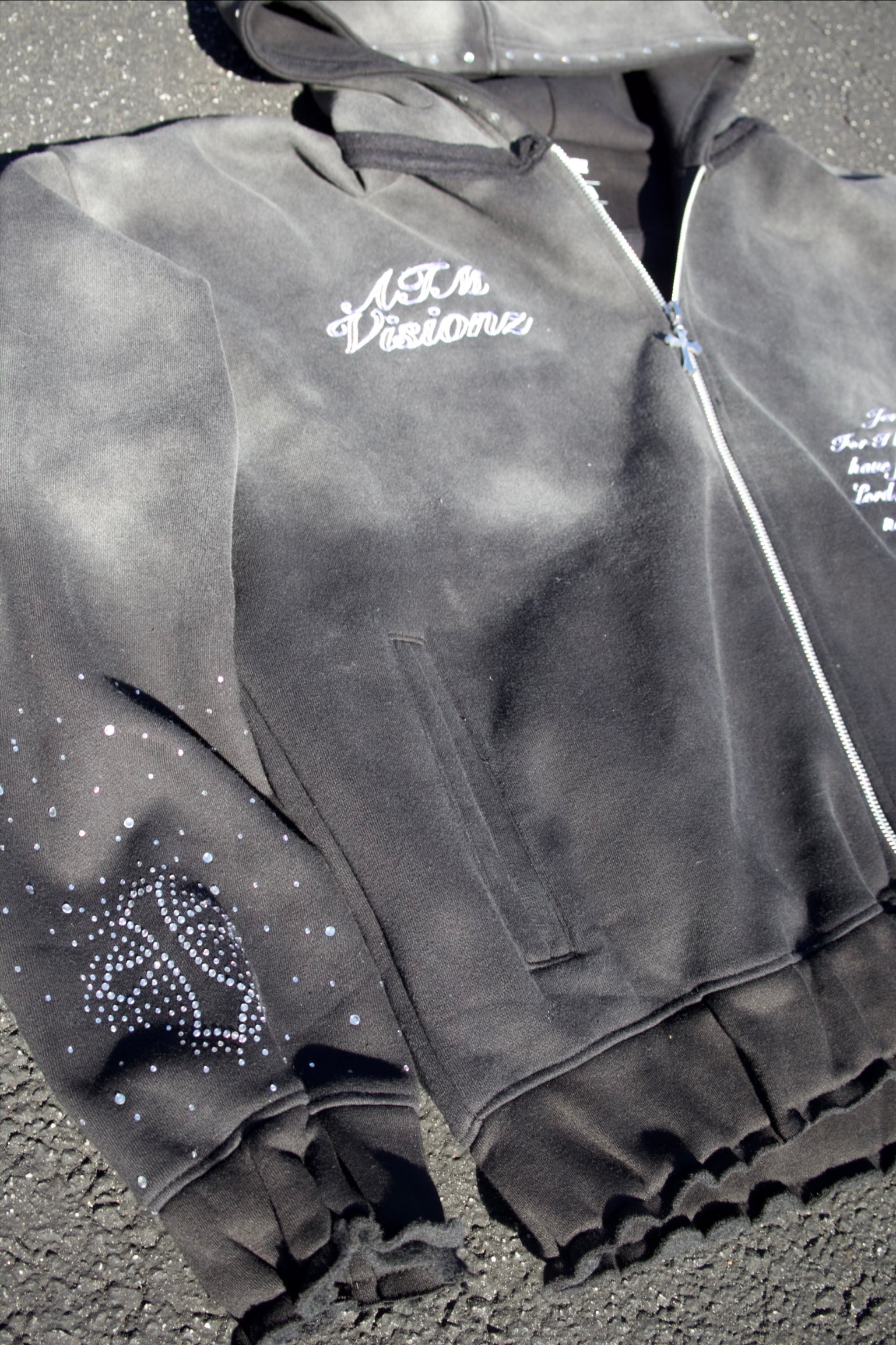 Yahweh’s Vision Zip-up